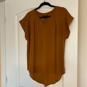 Simply Vera!!  Large top.